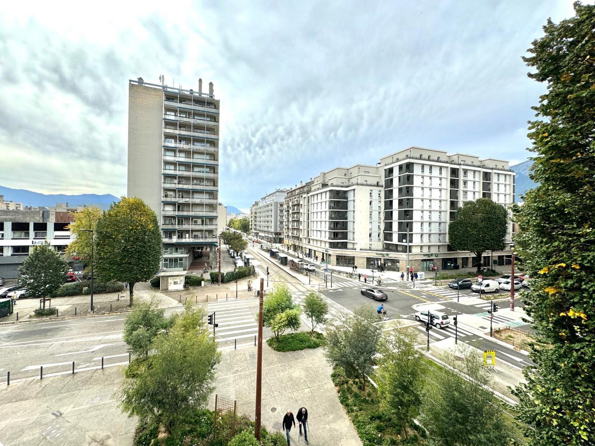 Le City Centre-Ville Trams غرونوبل المظهر الخارجي الصورة